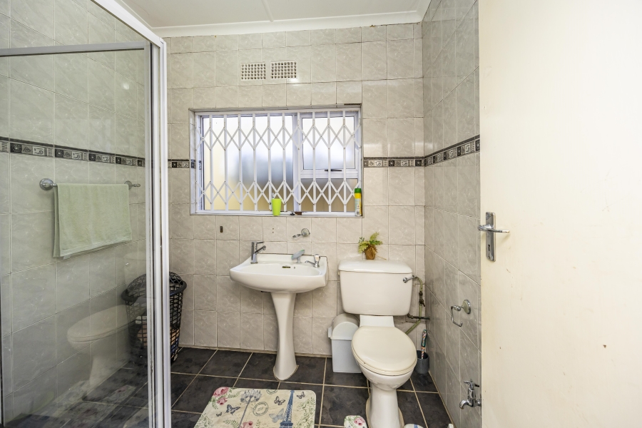 4 Bedroom Property for Sale in Kaffrarian Heights Eastern Cape